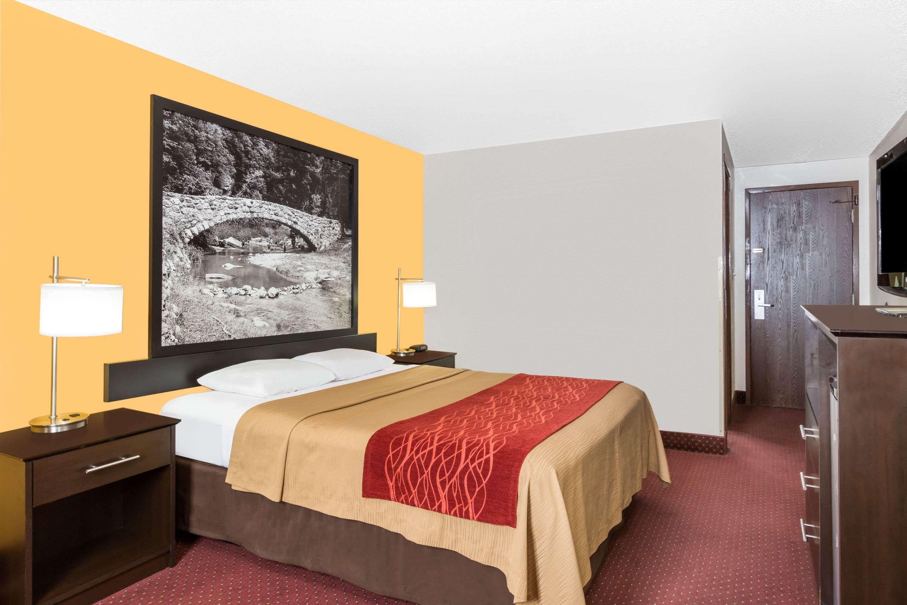 Super 8 By Wyndham Ames Hotel Exterior foto